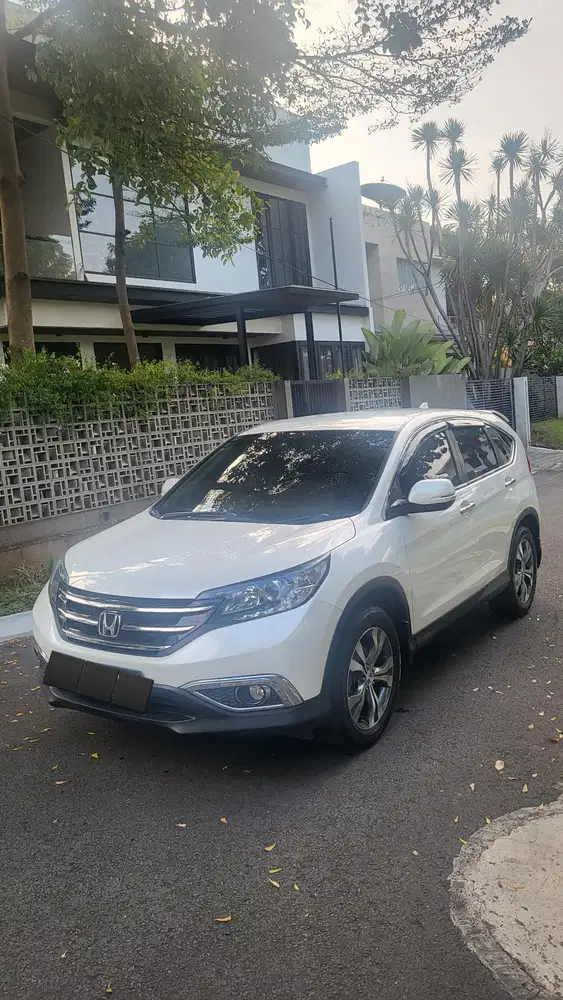 Honda CR-V 2013 2.4 AT Putih (pearl white)