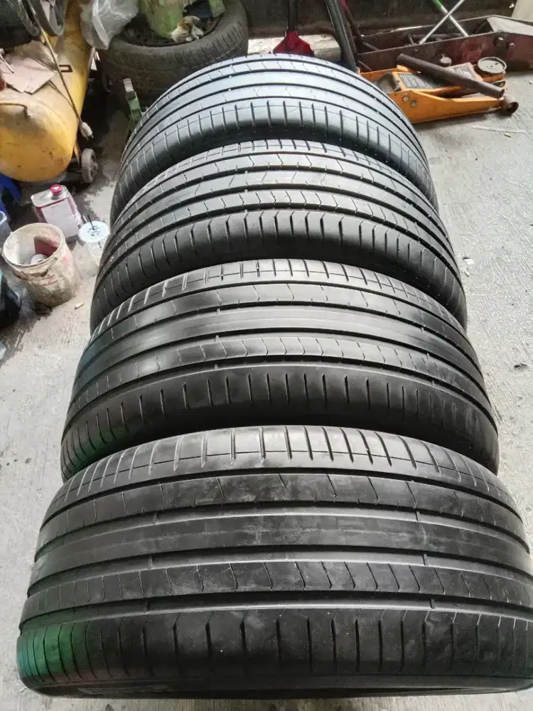 Pirelli pzero runflat 285 45 R21