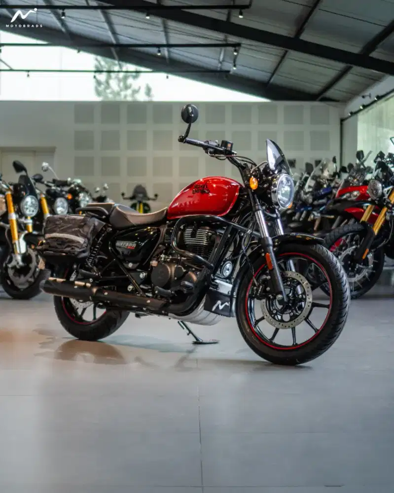 Royal Enfield Meteor 350 Fireball Red 2022