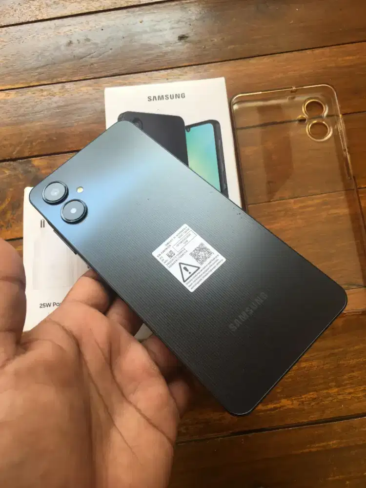 Samsung a06. 5g ram6/128gb