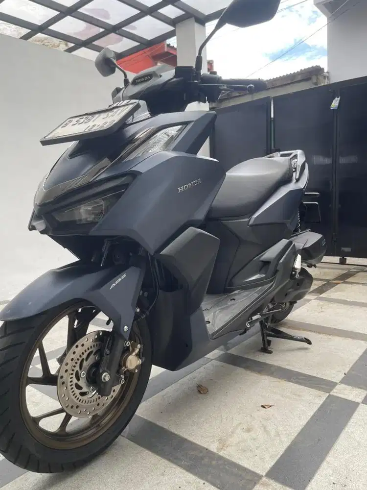 2025 vario 160CBS