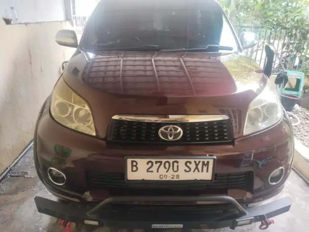 Toyota rust 2011 Mulus