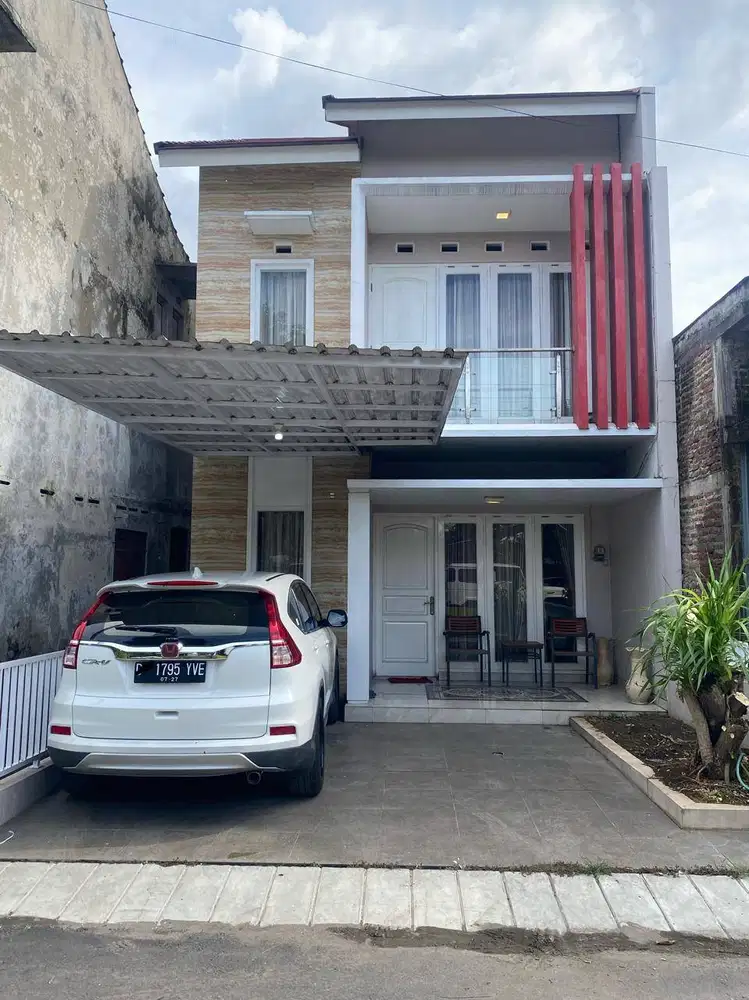 Dijual Rumah 2 Lantai dekat Jalan Purbayan Kotagede