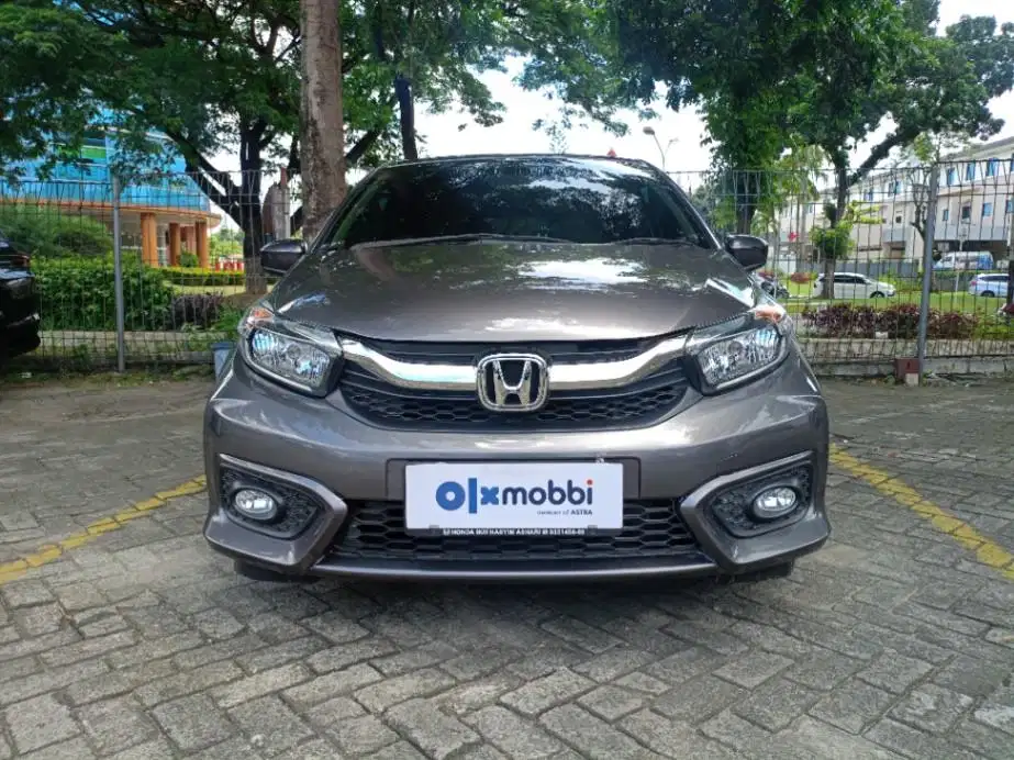 LOW DP Honda Brio Satya 1.2 E Bensin-AT 2021 TRE