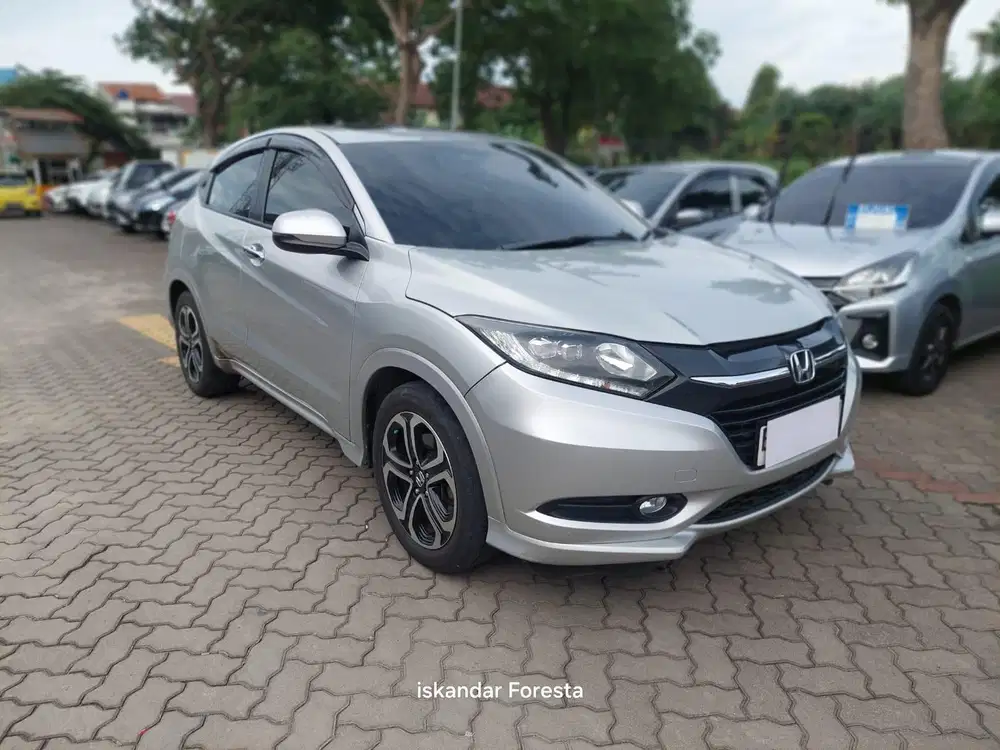 Hrv Prestige 1,8 Sunroof Pjk pjng Record honda siap pakai