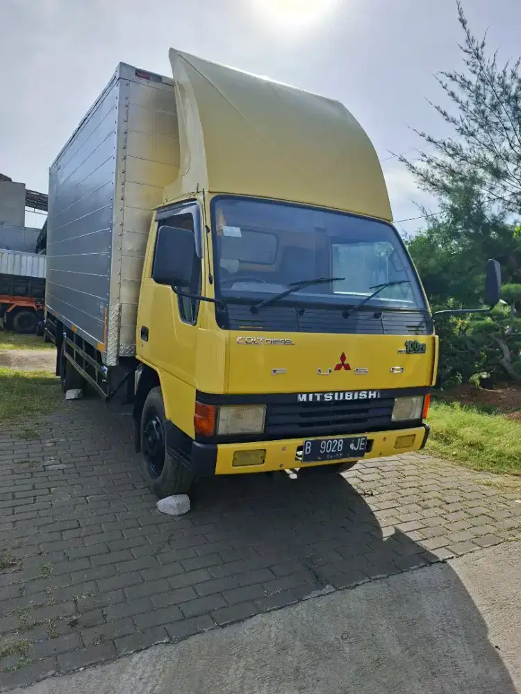 Mitsubishi Colt Diesel.FE.334.CDD.6 Ban Box Cargo Alm ( Jumbo )