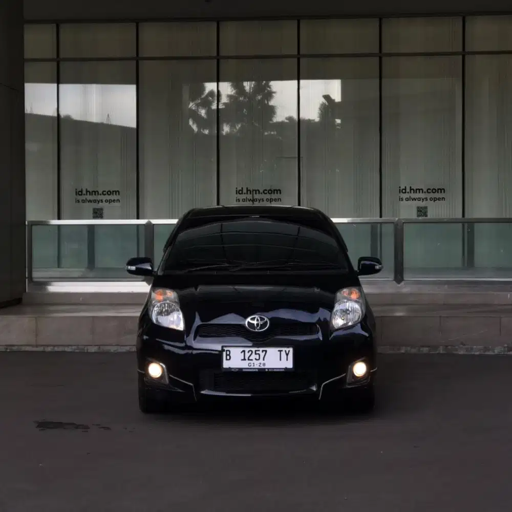 Harga Cash Toyota Yaris Bakpao S Limited AT Matic 2012/2013