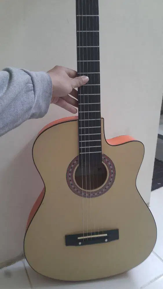 GITAR MURAH MERK MANDALIKA GRATIS TAS