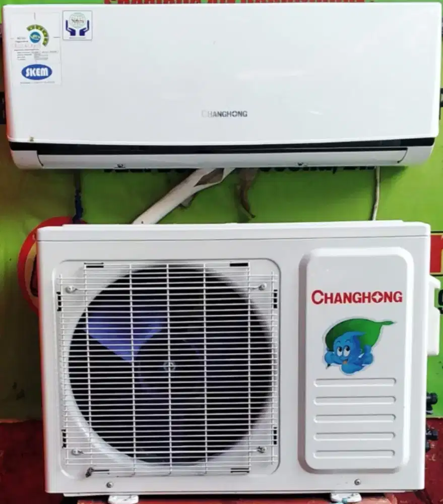 Jual ac changhong 1/2pk R32 lowwat 360watt kondisi 95% ori semua