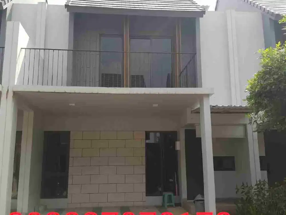 Dijual Strategis Rumah Attic di Wisteria Cakung  Jakarta Timur