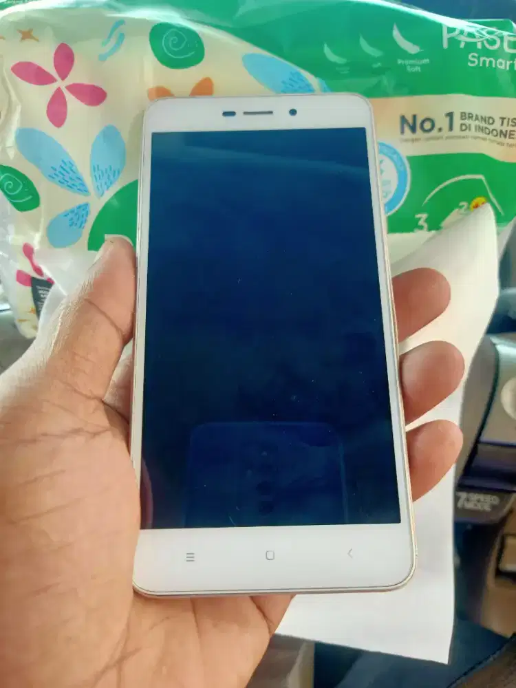 Di jual hp mati yg minat dan butuh aja yg cepat dia dapat