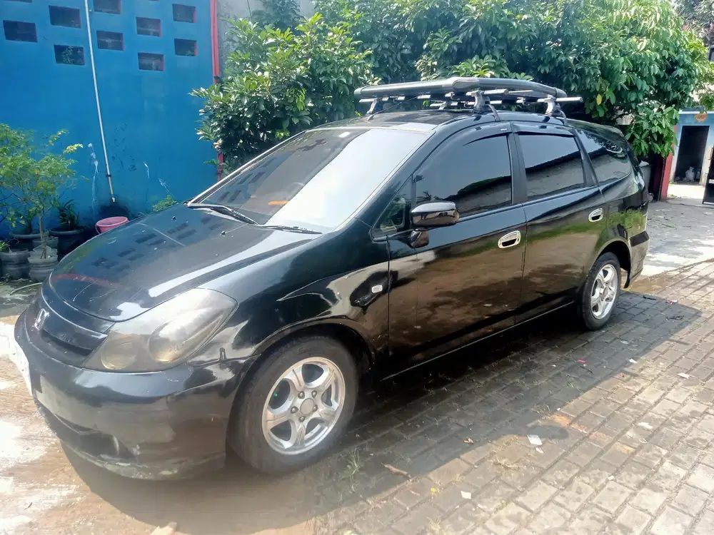 Honda Stream 2005 Bensin