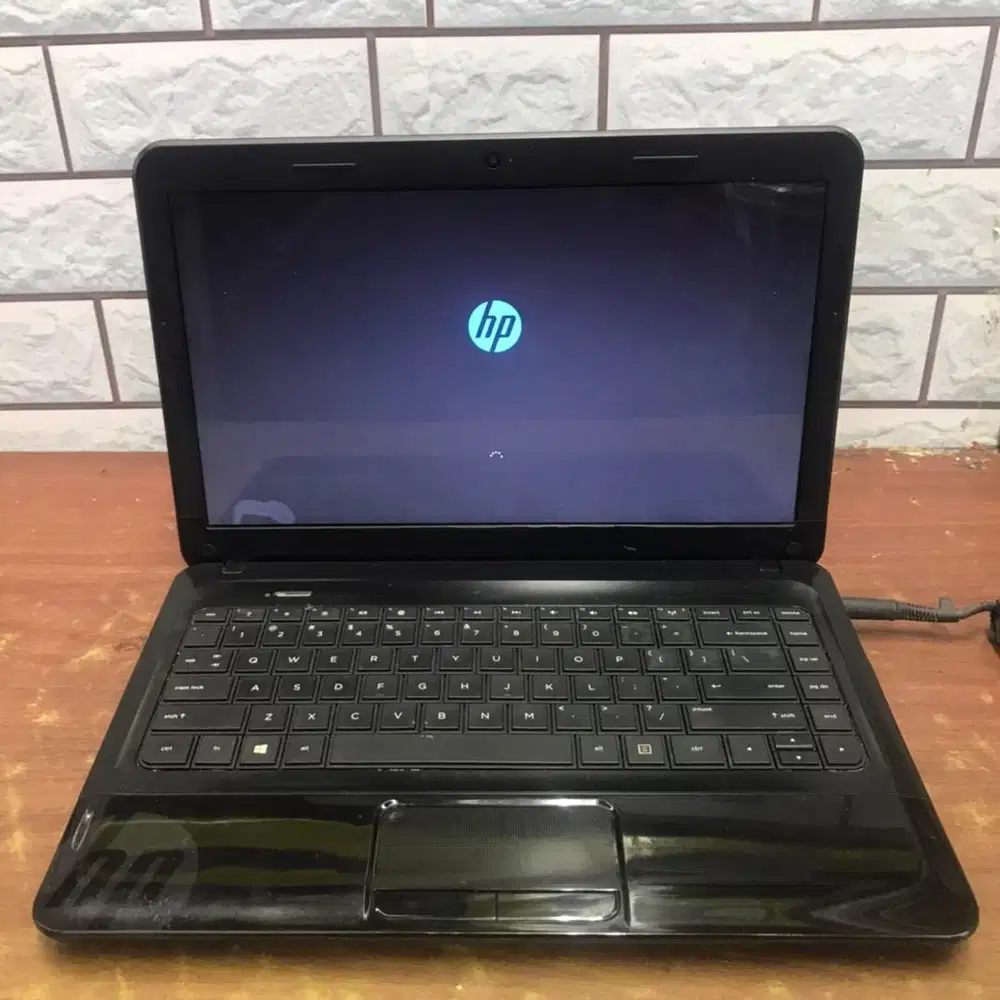 Jual Cepat Jual BU laptop hp 1000 second amd a4