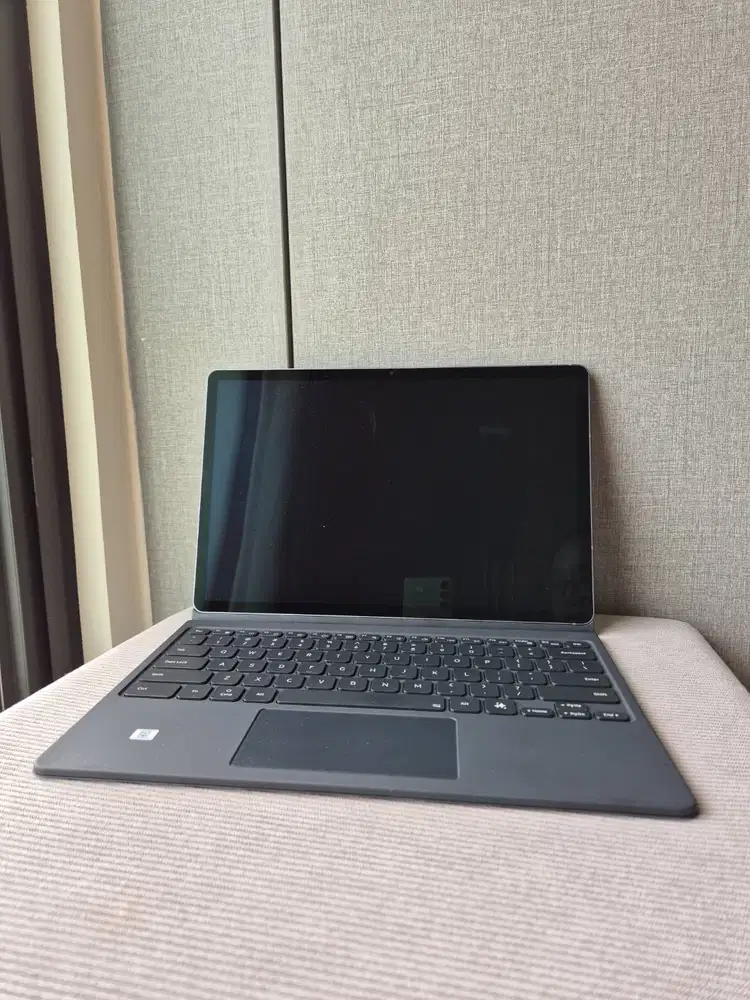 JUAL SECOND LIKE NEW Samsung Galaxy Tab S10+ dengan Keyboard Cover