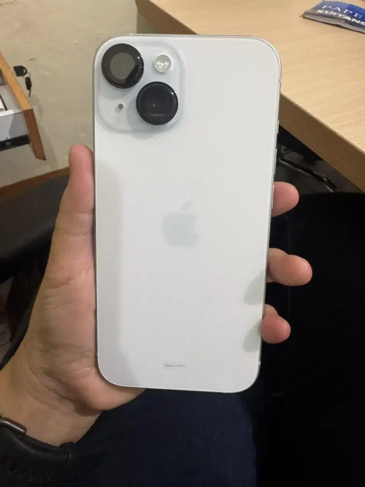 Iphone 15 125GB pemakaian februari 2025 warna blue no minus