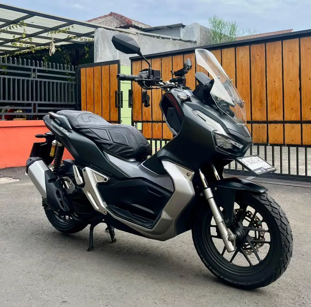 Dijual Cepat MULUSS Honda ADV CBS 150Cc Th.2019 (Pajak Hidup 11/2026)