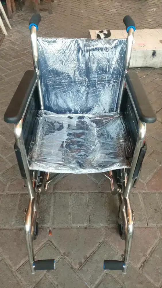 Kursi Roda second stainless 90%