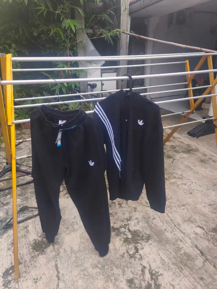 Jual Rugi Baju dan Celana Satu Set Adidas
