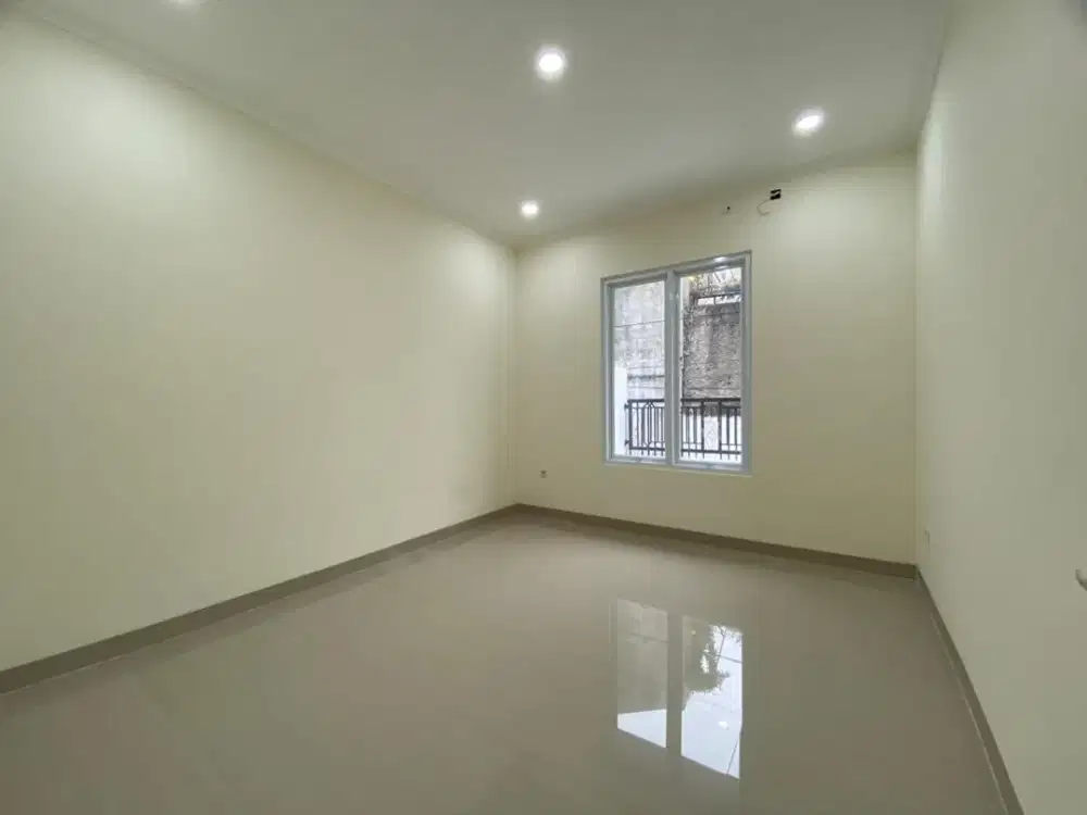 Rumah Brand New Tebet Selisih 1 Rumah Ke Jalan Lebar