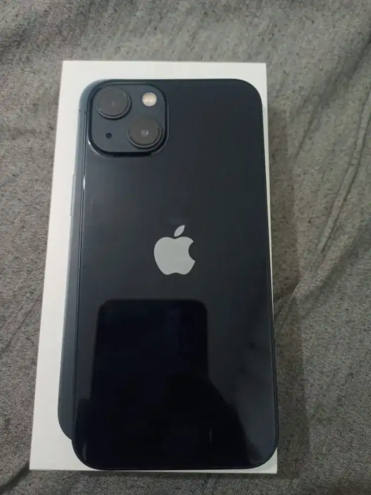 IPHONE 13 MIDNIGHT NEW BUKA SEGEL SAJA !