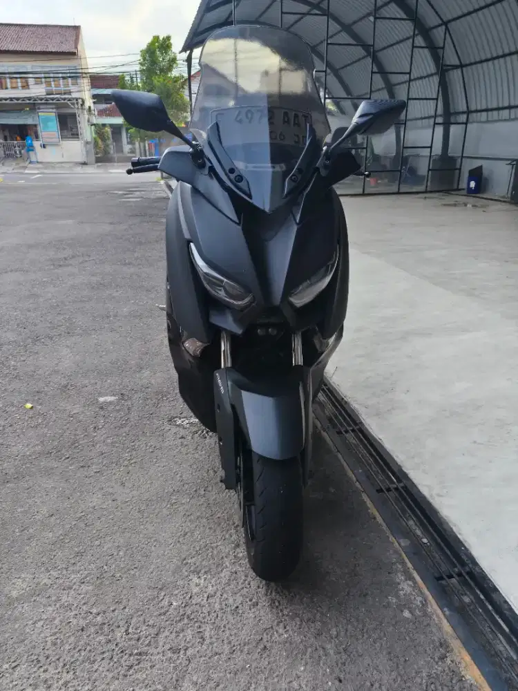 Jual motor Yamaha xmax tahun pembuatan 2018 , registrasi 2019