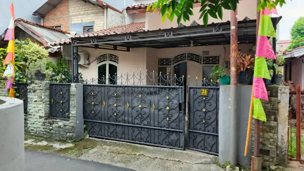 Rumah dijual letak strategis