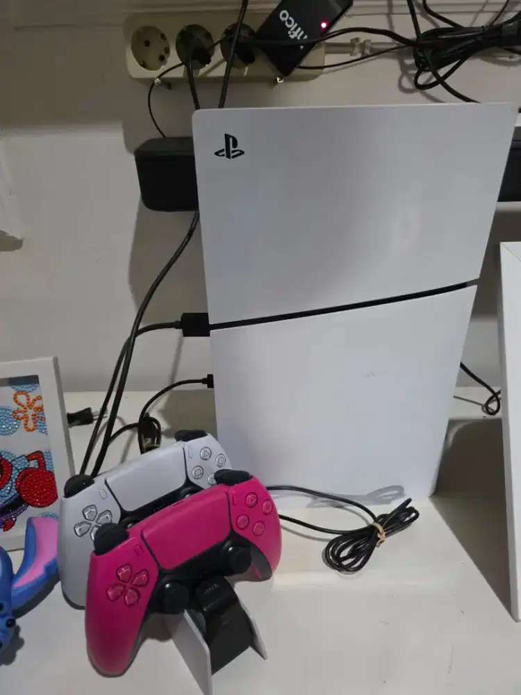 JUAL PS 5 SLIM DIGITAL VERSION 1TB LIKE NEW
