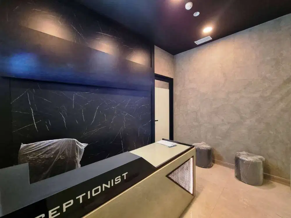 Office Modern Furnished Baru, Siap Operasional – SOHO Capital 120 m²