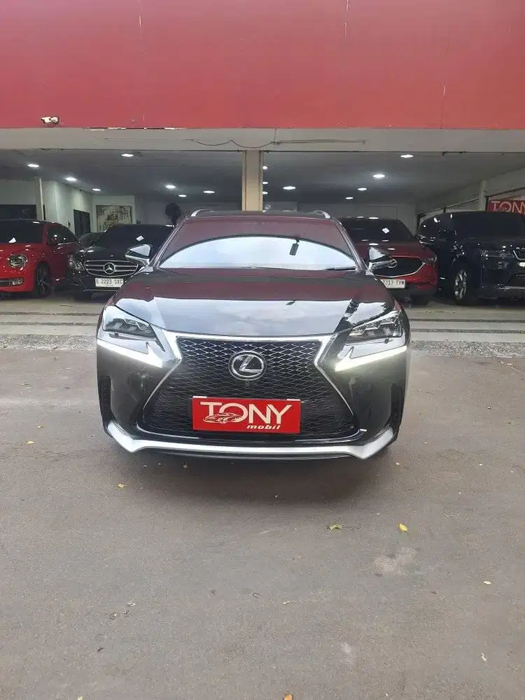 Lexus NX200t F-Sport 2016 Hitam