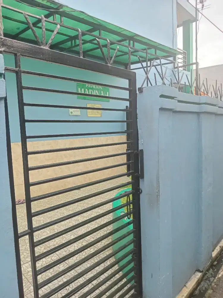 Rumah Mungil Dikontrakan di Utan Kayu Jaktim