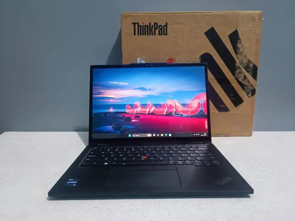 Lenovo Thinkpad X13 Yoga Gen 4 i7-13650U 16/256 Intel Irish Xe Graphi