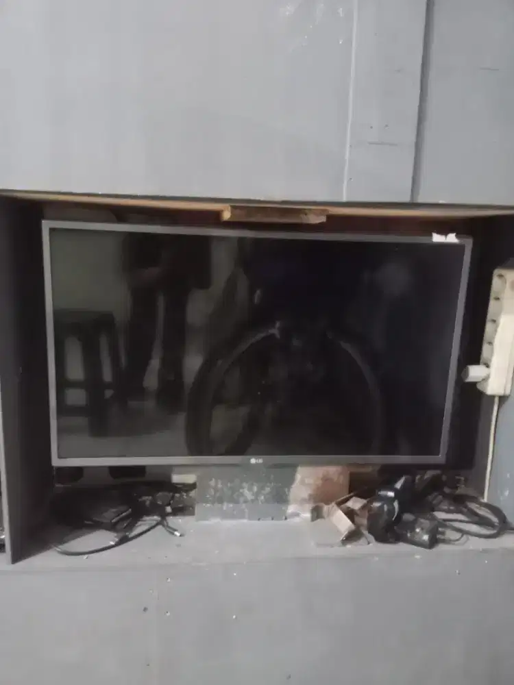 TV LG 32inch (Second)