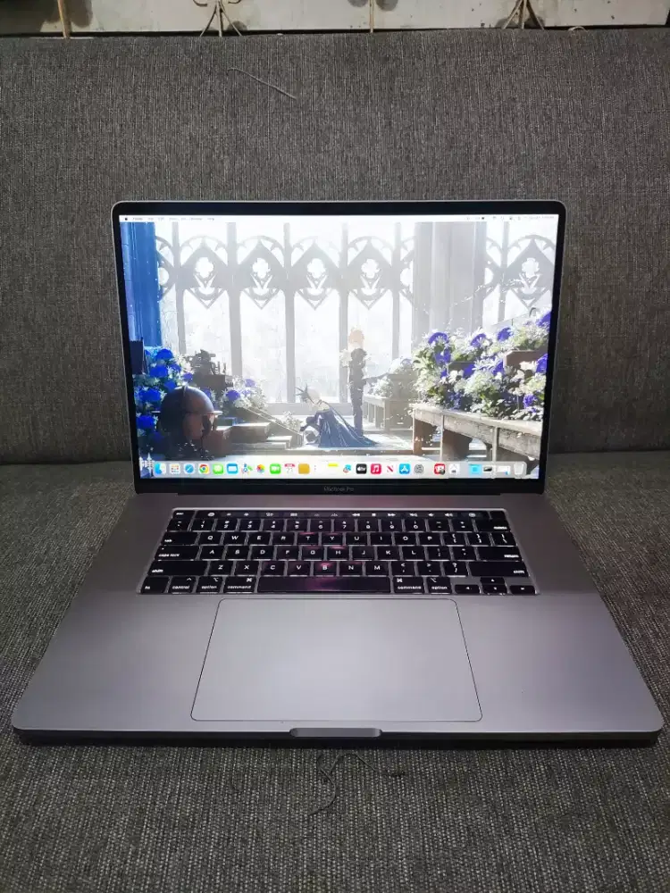 Ready MacBook Pro Retina 16in 2019 TouchBar core i9  32/ 512 DobelVGA