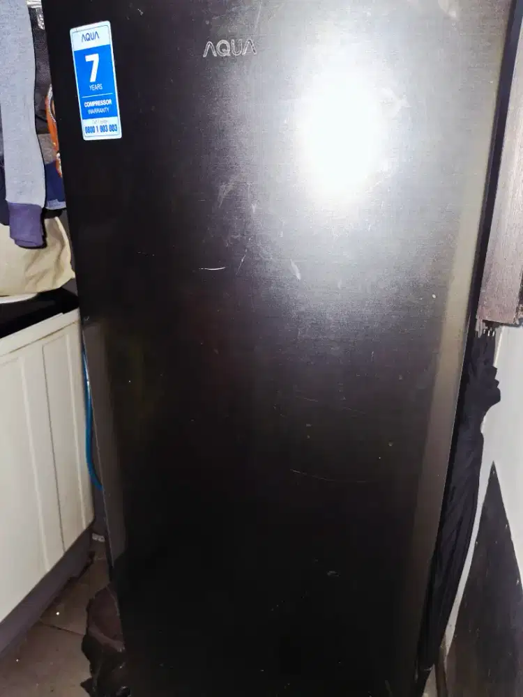 Dijual kulkas 1 pintu merk aqua
