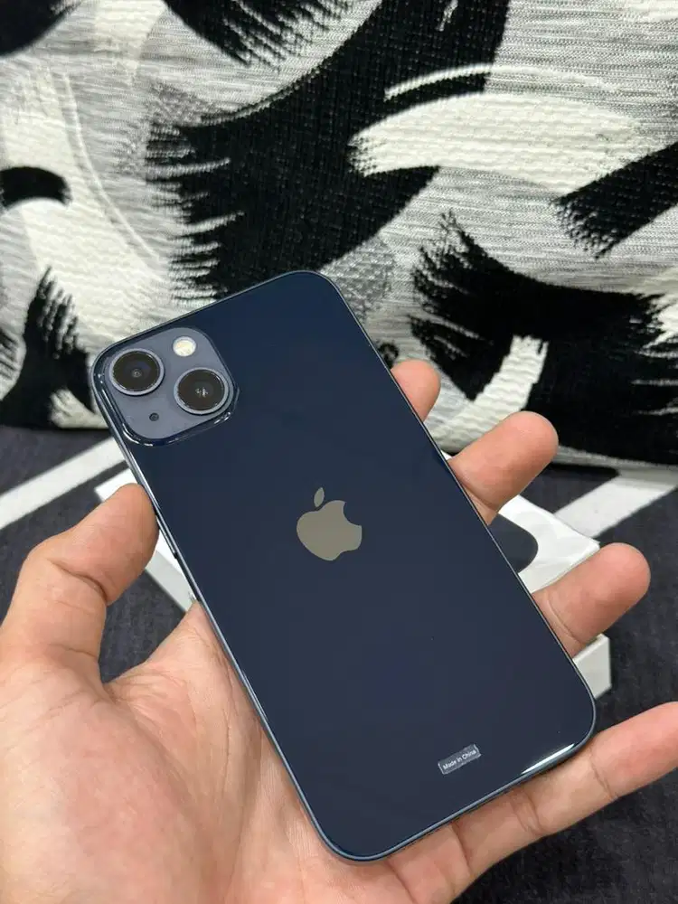 iPhone 13 128Gb iBox