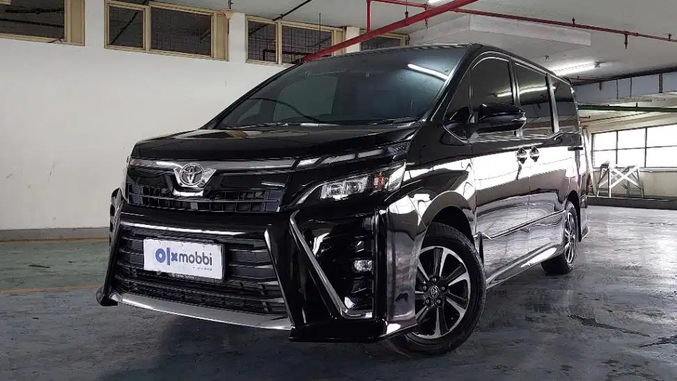 [OLXmobbi] TDP 15JT Toyota Voxy 2.0 Bensin-AT 2019 Hitam