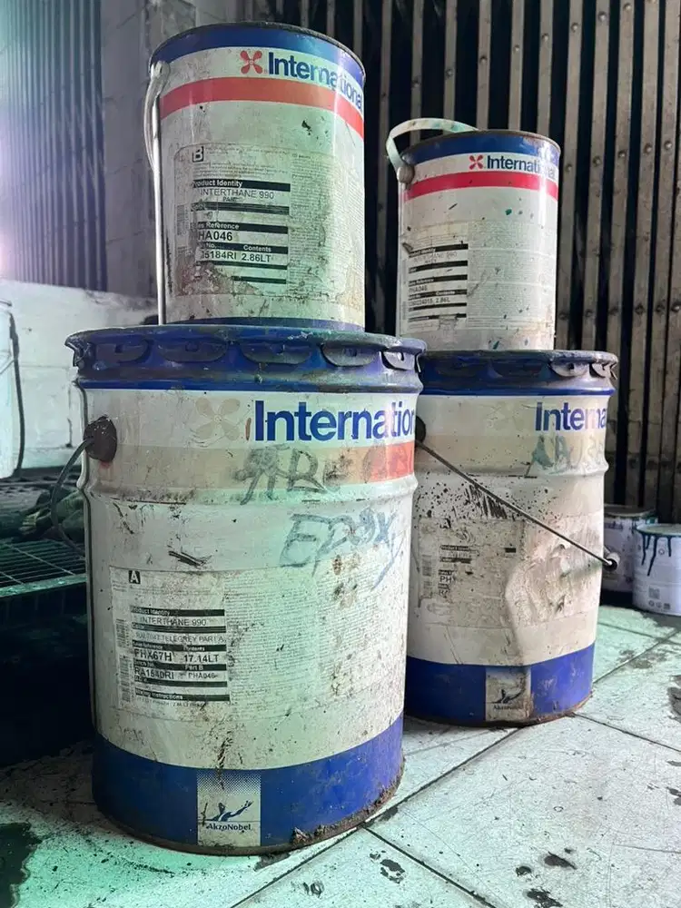 Cat Kapal International Interthane 990 abu abu 2 Komponen