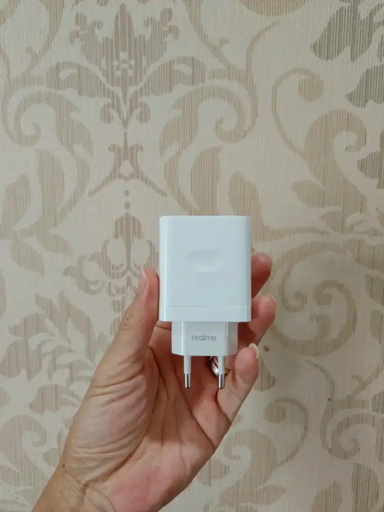 Charger realme 33 watt original copotan