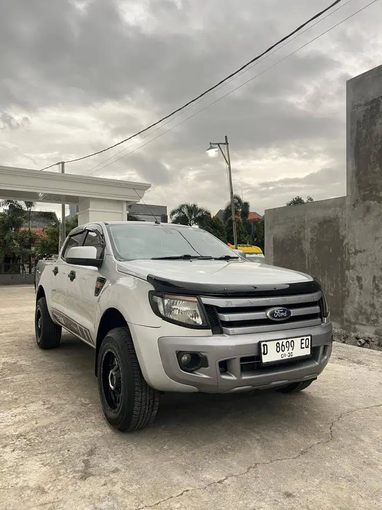 FORD RANGER XLS 4X4 TAHUN 2014 MANUAL ,PAJAK PANJANG SAMPAI THN DEPAN