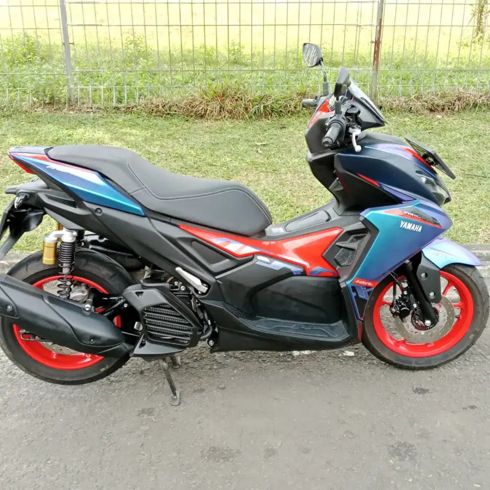 Aerox cover city ABS 2025