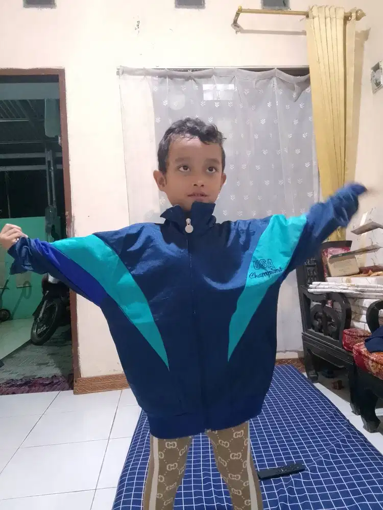 Jaket vintage anak 5tahun-10tahunan