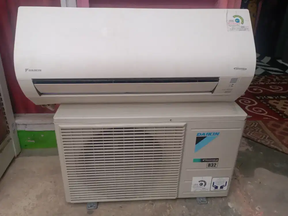 Ac Daikin Inverter Thailand 1 pk Dingin