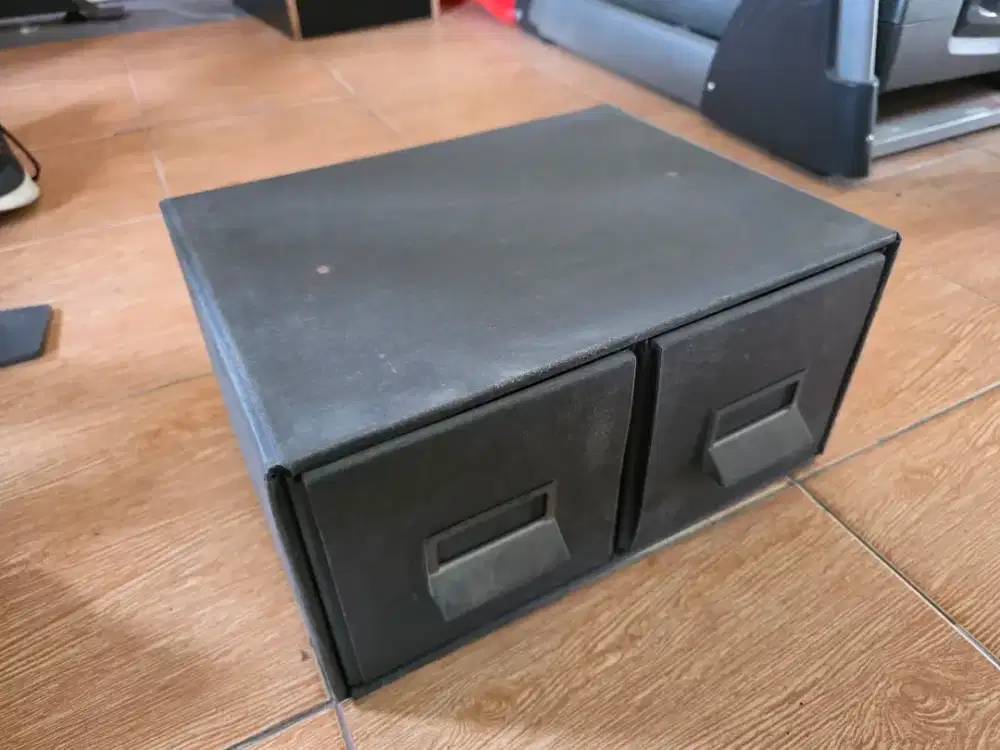 Box 2 laci serba guna