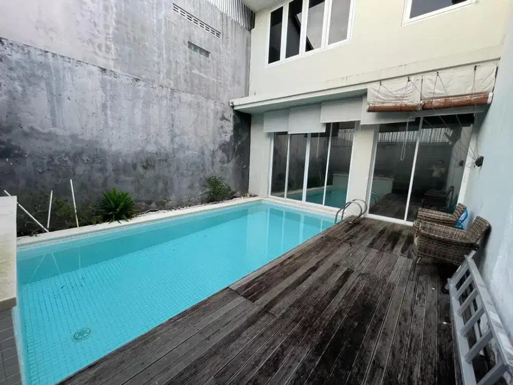 Vila Premium Modern Dekat Bandara dan Pantai Jimbaran Bali