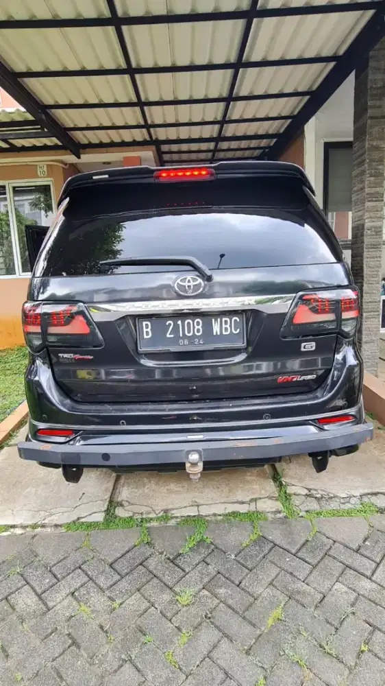 Stoplamp Fortuner VNT (2011-2015) model LC