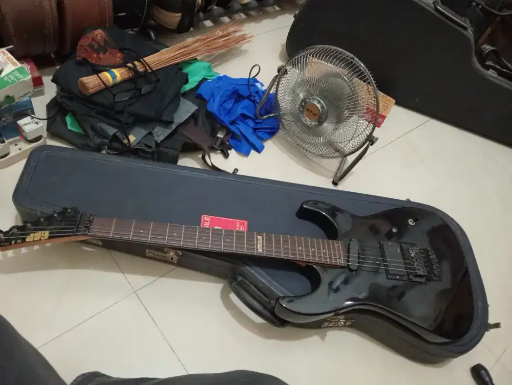 ESP M - II DELUXE MADE IN JAPAN NO FENDER GIBSON