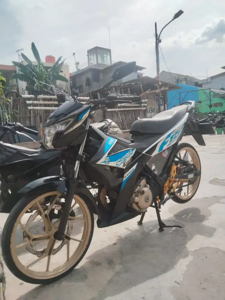 Satria FU 2016 kondisi mulus