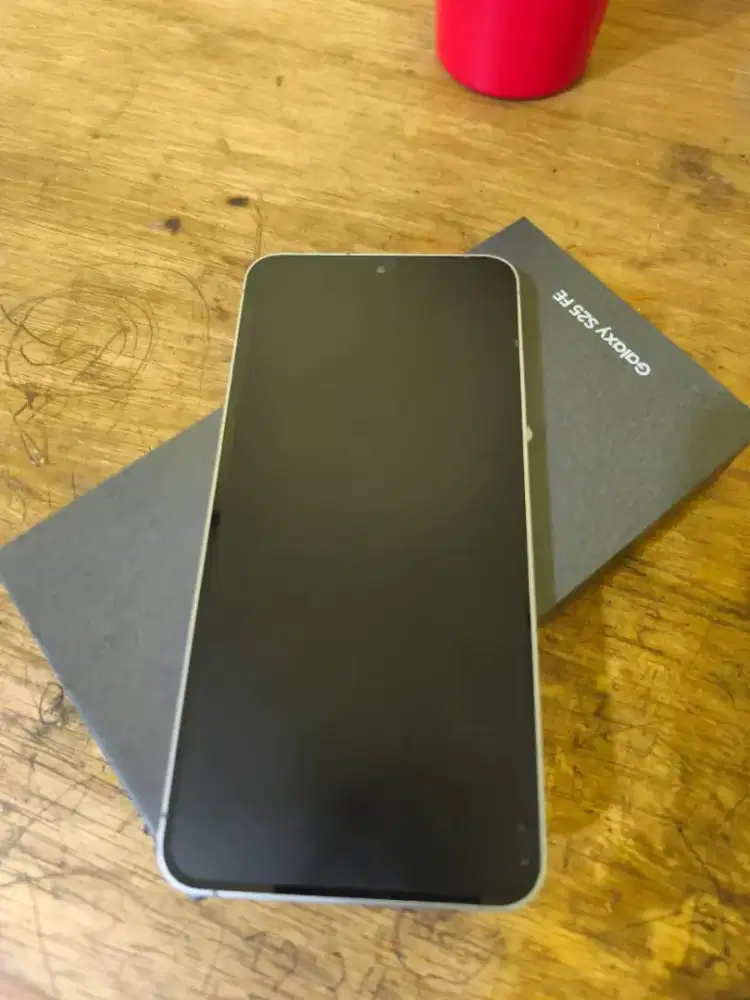 Samsung S25 FE 8/256 GB