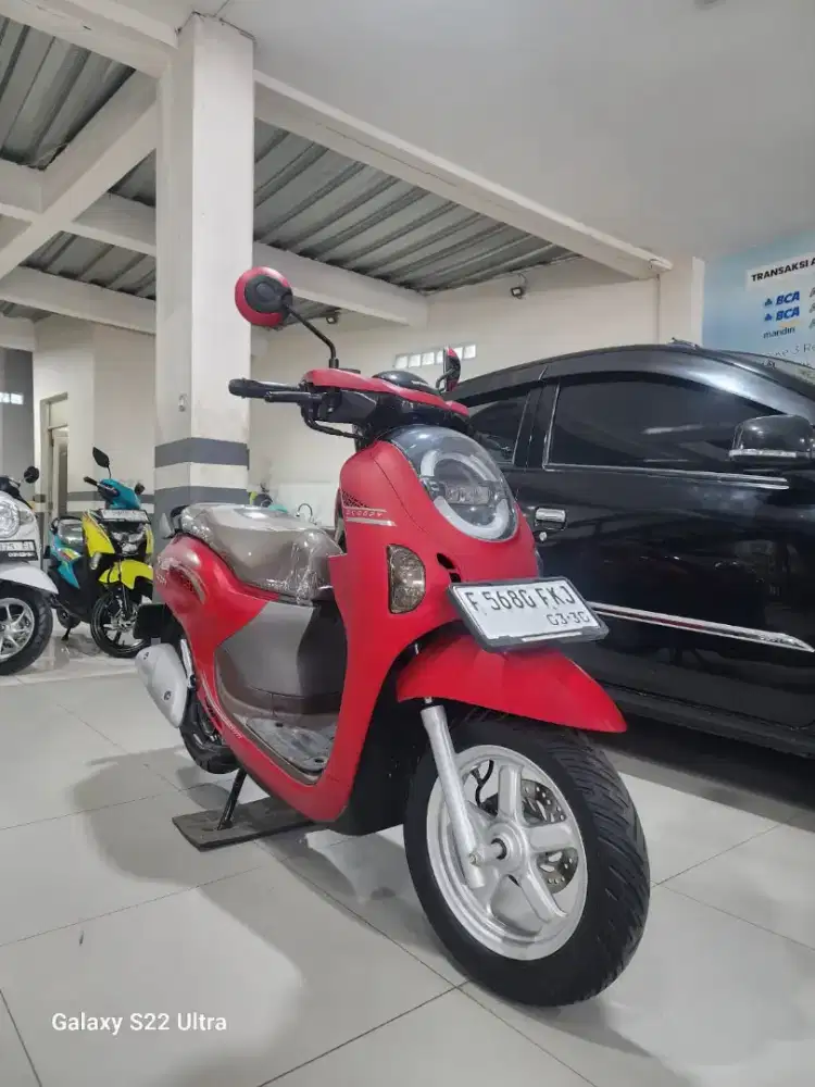 YUHUU READY SCOOPY PRESTIGE