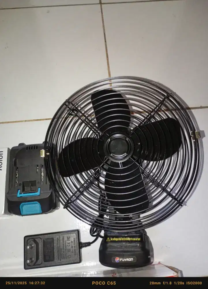 Kipas Angin Besi Mini Fuyaon
